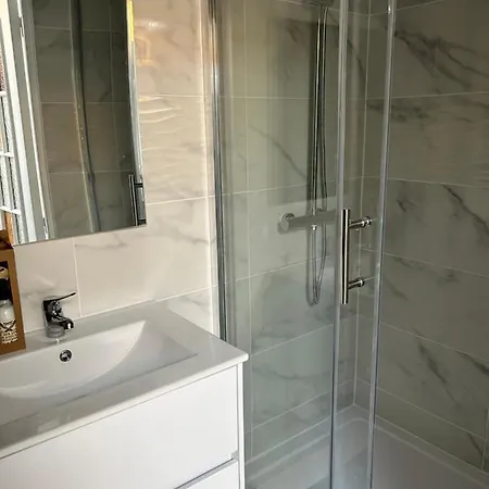 21m2 Equipe Et Meuble Centre Apartment Massy (Essonne)